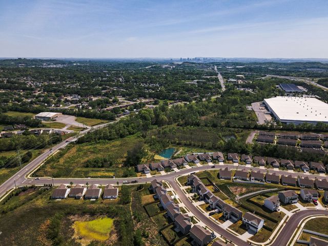 2040 Westchester Dr, Nashville, TN 37207