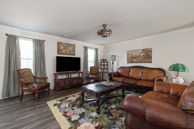2040 Westchester Dr, Nashville, TN 37207