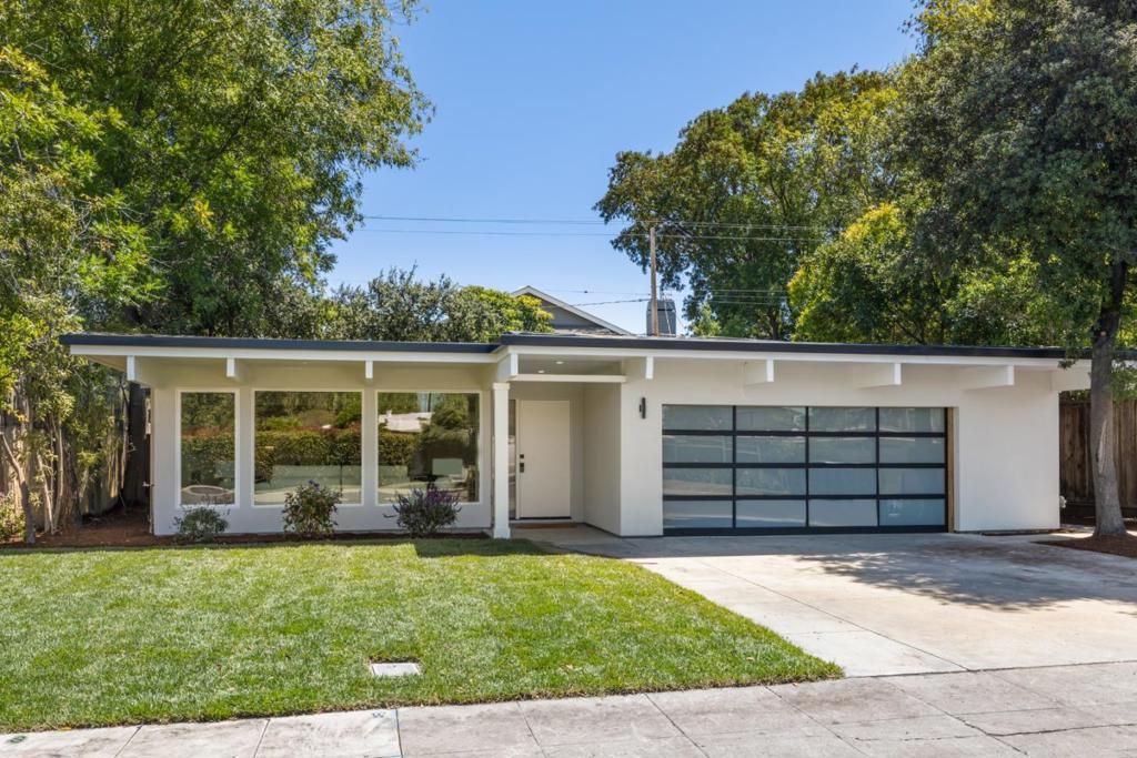 790 Montrose Avenue, Palo Alto, CA 94303