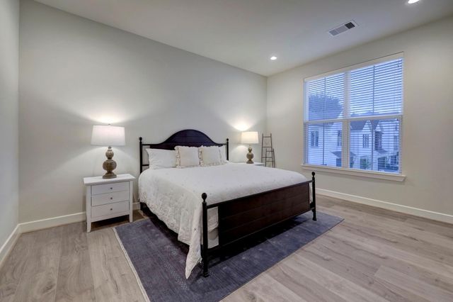 2319 Silva Park Lane, Houston, TX 77091