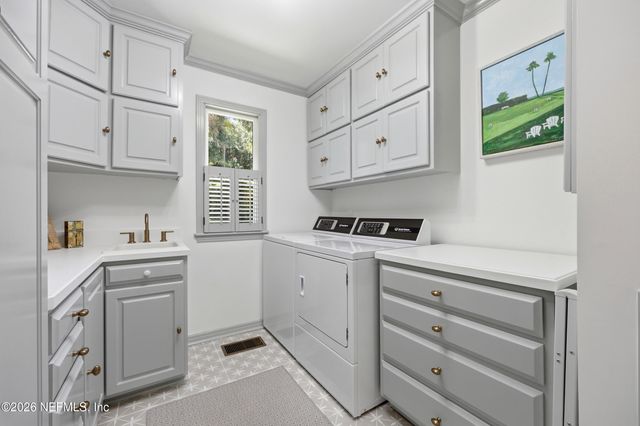 4422 MCGIRTS Boulevard, Jacksonville, FL 32210