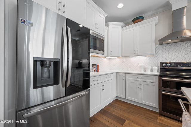 43 Westminster Way, Hampstead, NC 28443