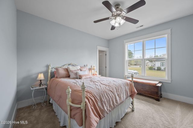 43 Westminster Way, Hampstead, NC 28443