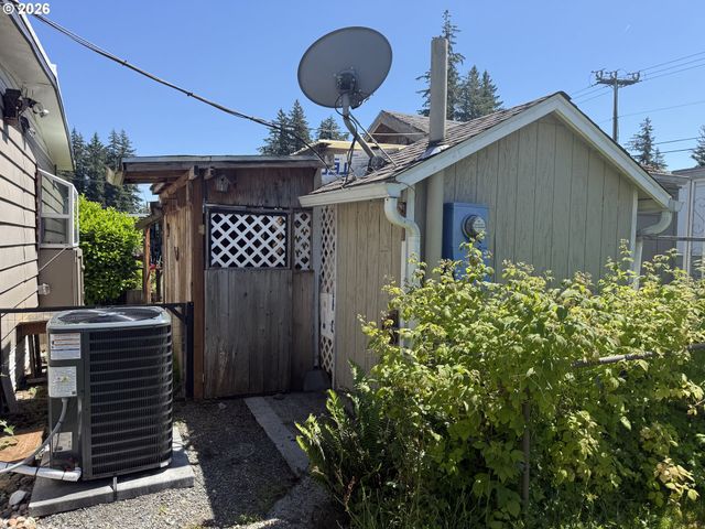 1693 N SHEPHERD Rd 26, Washougal, WA 98671