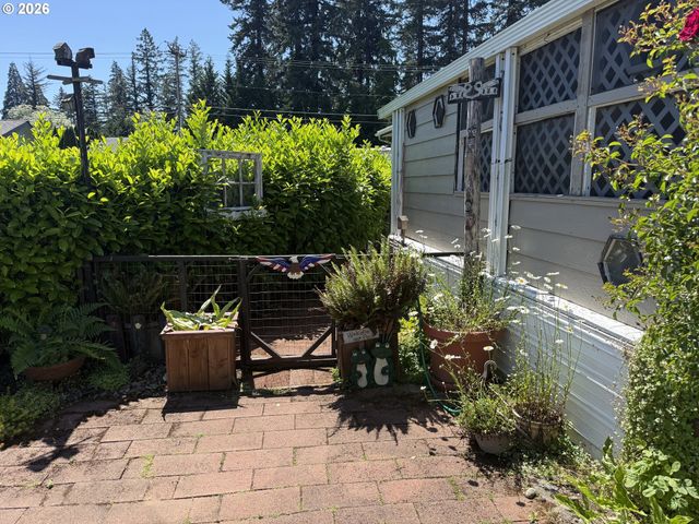 1693 N SHEPHERD Rd 26, Washougal, WA 98671
