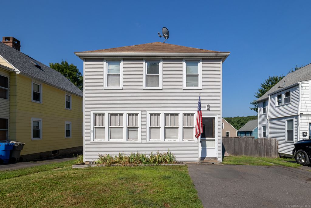 11 Willoughby Street, Bristol, CT 06010