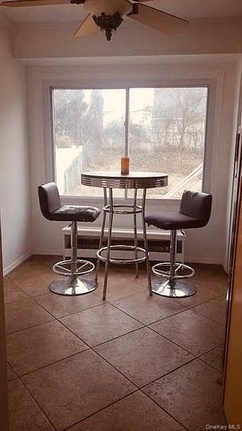 77 Lynton Road, Albertson, NY 11507