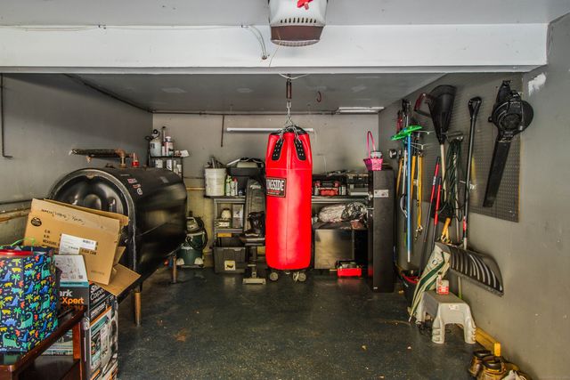 24 David Circle, Putnam, CT 06260