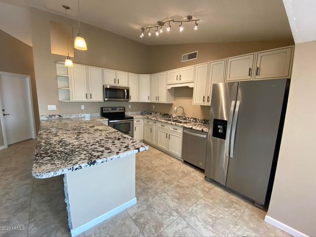 607 W ROSEMONTE Drive, Phoenix, AZ 85027