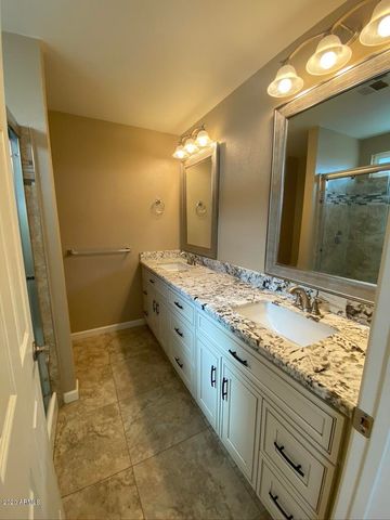 607 W ROSEMONTE Drive, Phoenix, AZ 85027