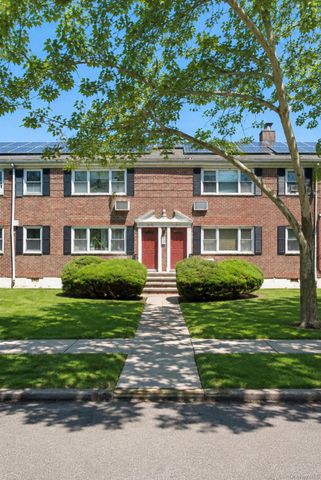 15229 Jewel Avenue A, Flushing, NY 11367
