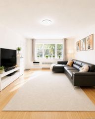 15229 Jewel Avenue A, Flushing, NY 11367