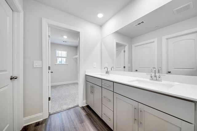 204 Douglas Bend Rd Unit 404, Gallatin, TN 37066