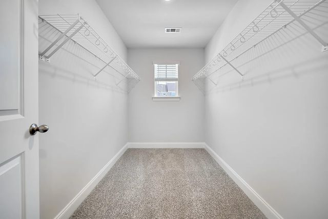 204 Douglas Bend Rd Unit 404, Gallatin, TN 37066