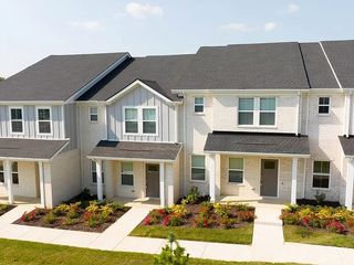 204 Douglas Bend Rd Unit 404, Gallatin, TN 37066