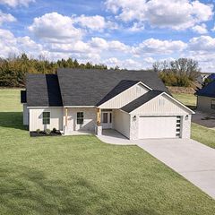 329 NE 21st Road, Warrensburg, MO 64093