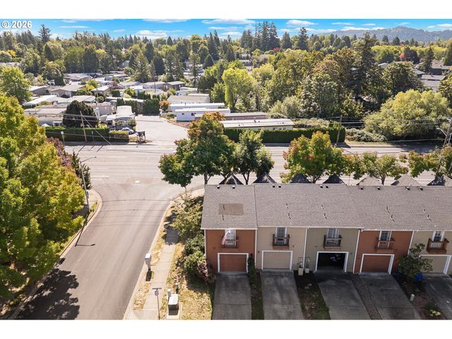 2879 Ne DIVISION St, Gresham, OR 97030
