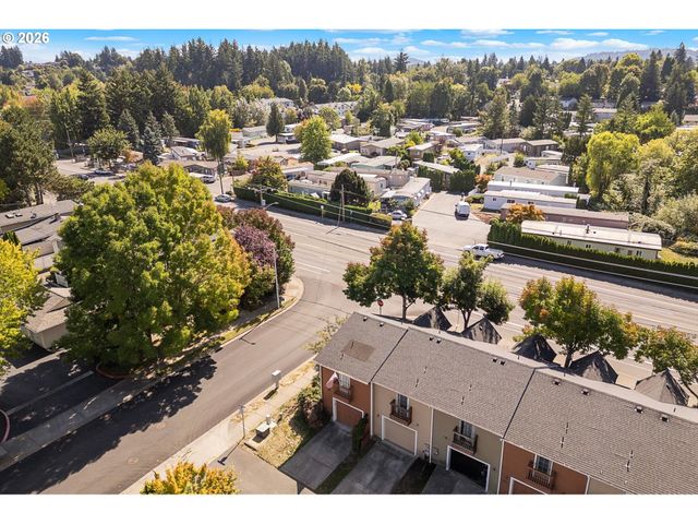 2879 Ne DIVISION St, Gresham, OR 97030