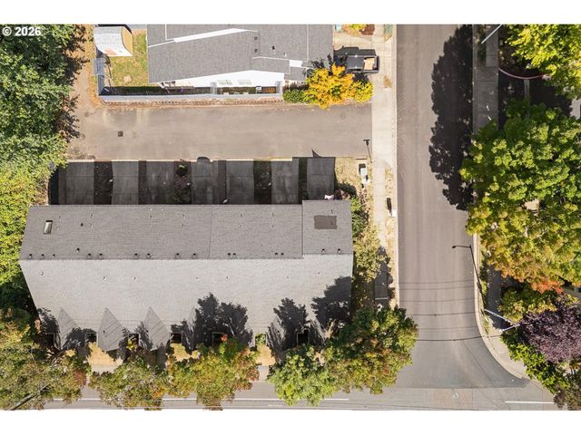 2879 Ne DIVISION St, Gresham, OR 97030