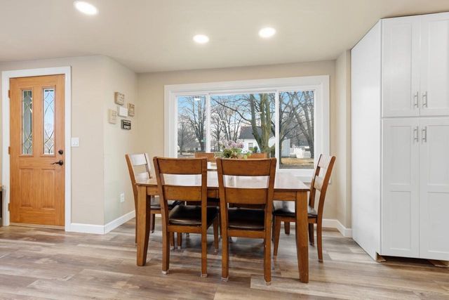 1202 CLEVELAND STREET, Green Bay, WI 54304