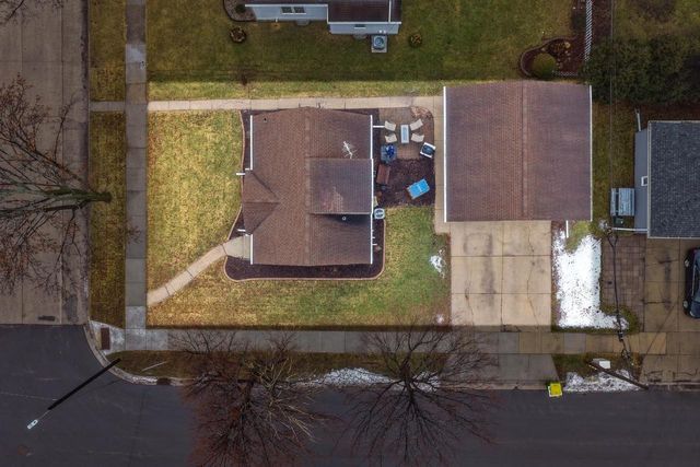 1202 CLEVELAND STREET, Green Bay, WI 54304