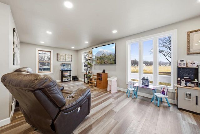 1202 CLEVELAND STREET, Green Bay, WI 54304