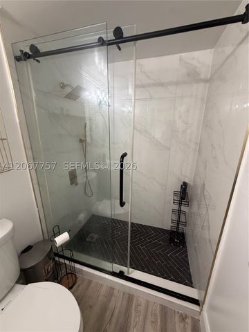 2411 Wiley St, Hollywood, FL 33020