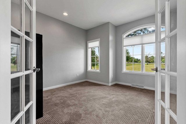 11 CORN SILK COURT, Wrightstown, WI 54180