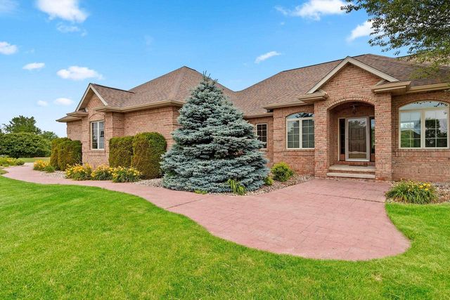 11 CORN SILK COURT, Wrightstown, WI 54180