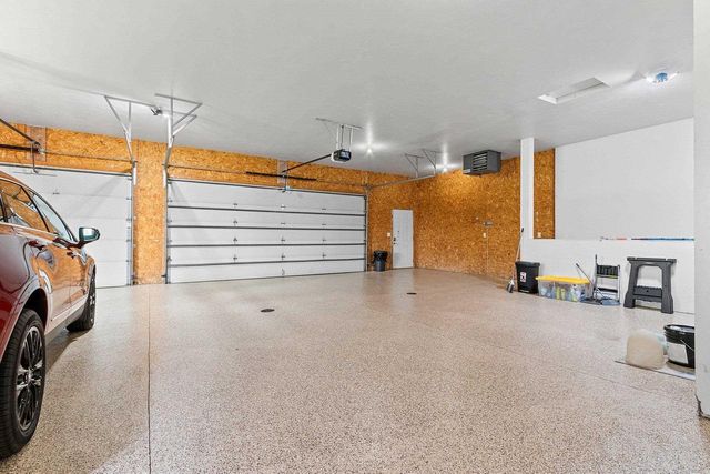 11 CORN SILK COURT, Wrightstown, WI 54180