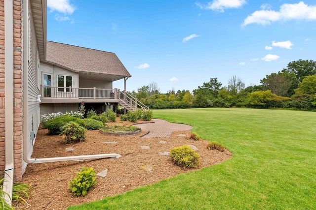 11 CORN SILK COURT, Wrightstown, WI 54180