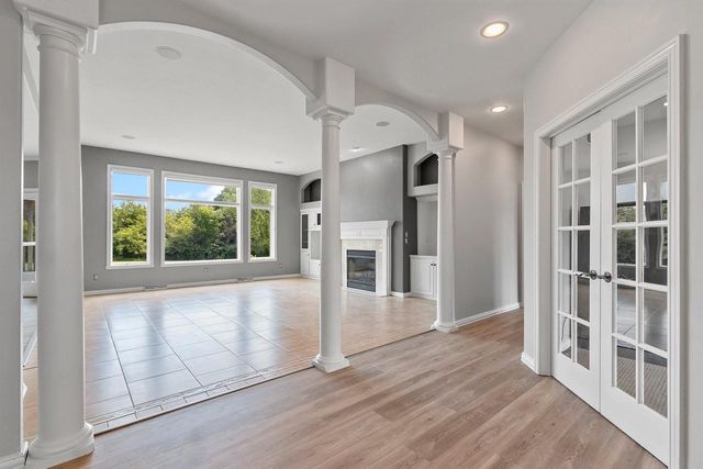 11 CORN SILK COURT, Wrightstown, WI 54180