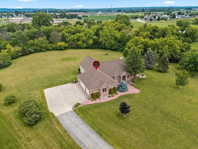 11 CORN SILK COURT, Wrightstown, WI 54180
