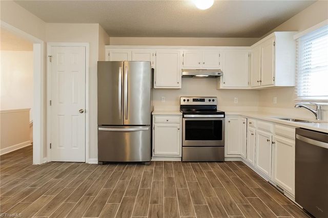 125 Sedgewick Ridge Court, Lewisville, NC 27023