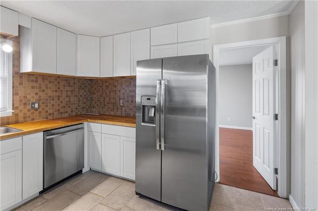 400 Hallmark Road, Fayetteville, NC 28303