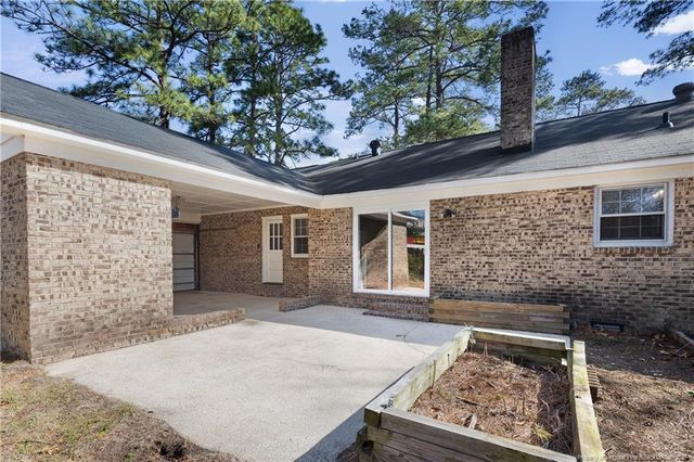 400 Hallmark Road, Fayetteville, NC 28303