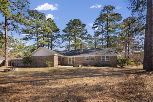 400 Hallmark Road, Fayetteville, NC 28303