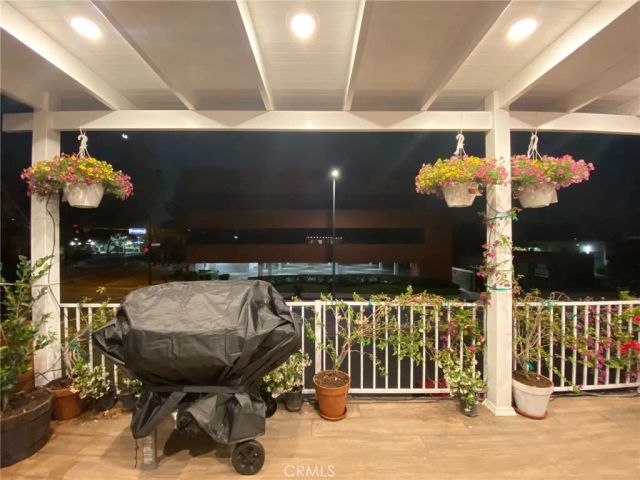 405 W Broadway, Glendale, CA 91204