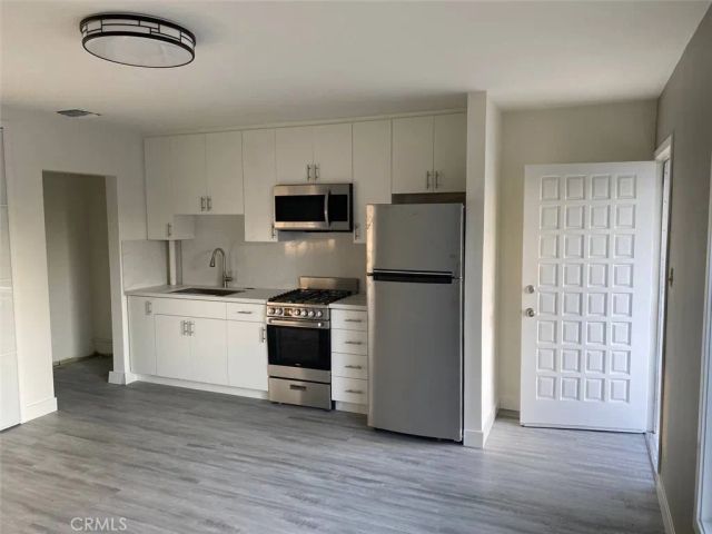 405 W Broadway, Glendale, CA 91204
