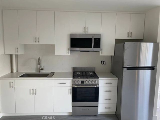 405 W Broadway, Glendale, CA 91204