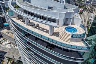 200 Biscayne Boulevard Way PH 5401, Miami, FL 33131