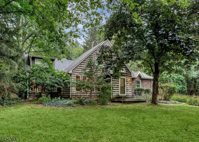10 Crestview Dr, Hopewell Twp., NJ 08525