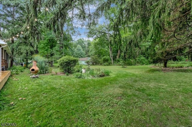 10 Crestview Dr, Hopewell Twp., NJ 08525