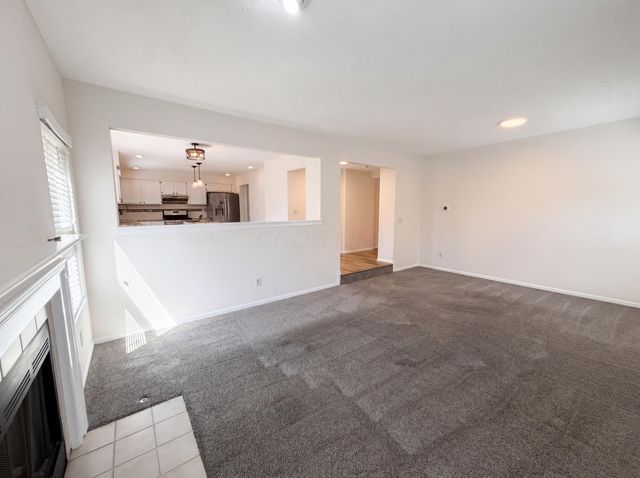 4976 Vicksburg Lane, Hilliard, OH 43026