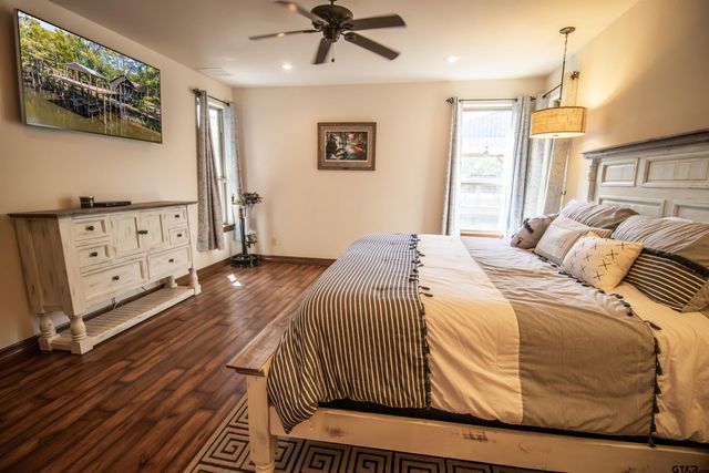 794 Private Road 7219, Jefferson, TX 75657