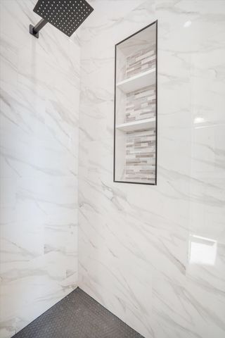 405 9th Avenue NE, Rio Rancho, NM 87124