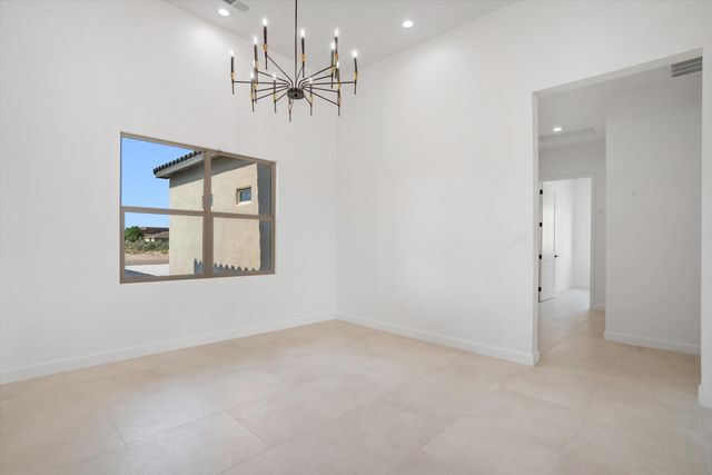 405 9th Avenue NE, Rio Rancho, NM 87124