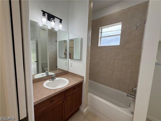 3969 Sunset RD, Lehigh Acres, FL 33971