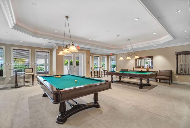 19900 E Country Club Drive 308, Aventura, FL 33180