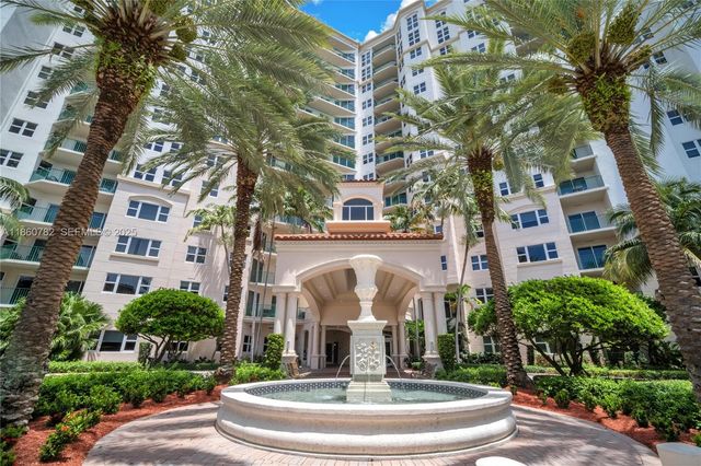 19900 E Country Club Drive 308, Aventura, FL 33180